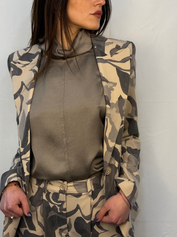 TAILLEUR STAMPA ASTRATTA